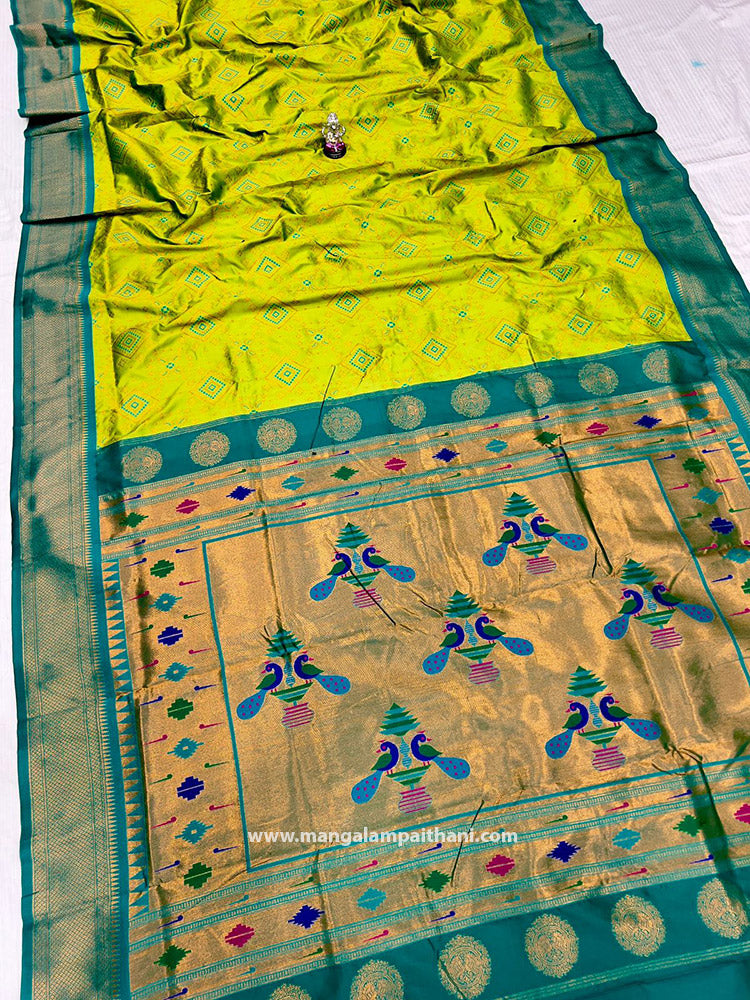 bandhani saree