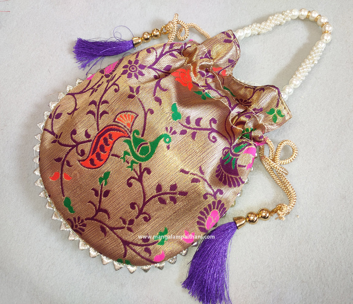 women's clutch purse