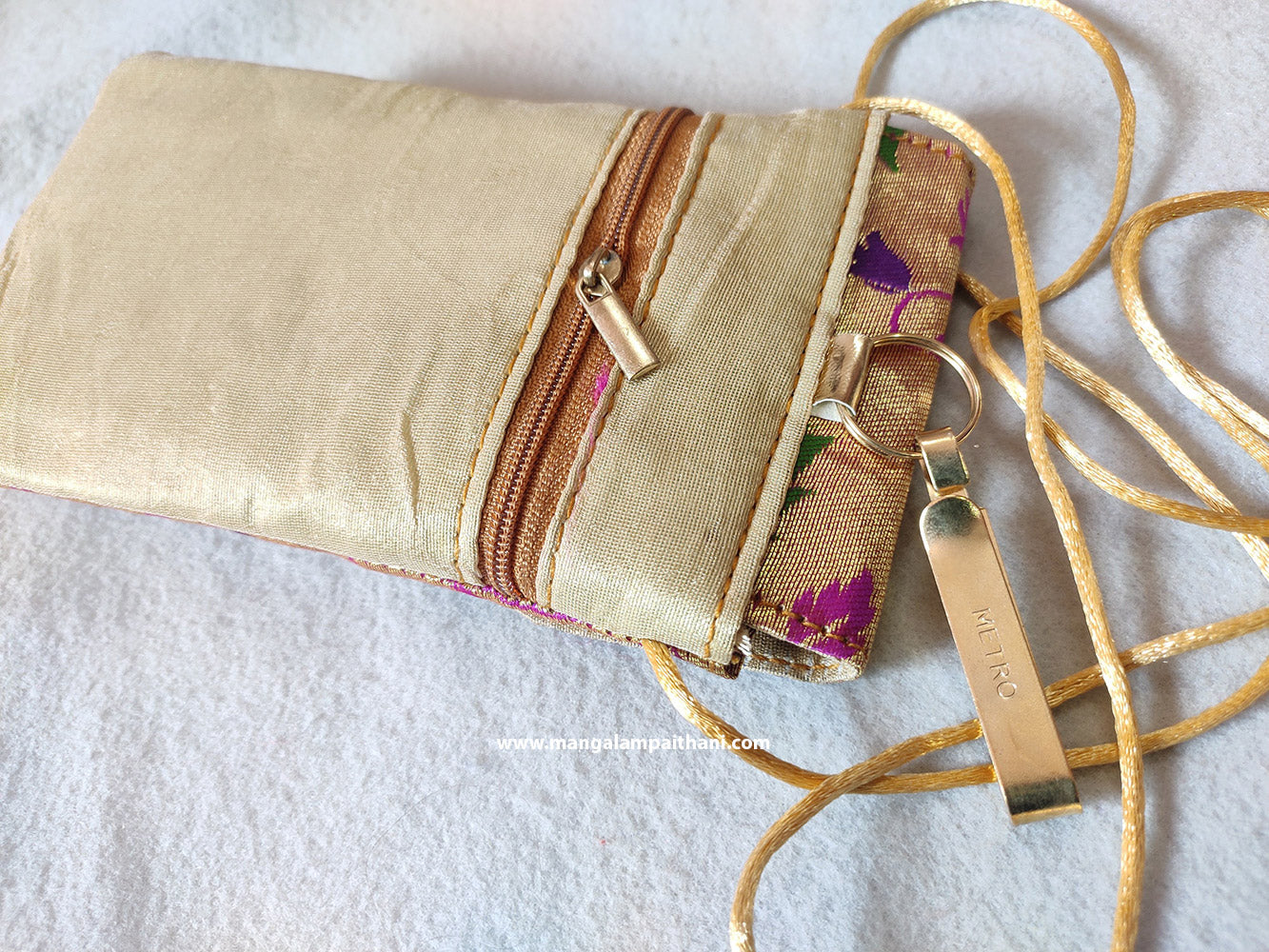 mobile pouch