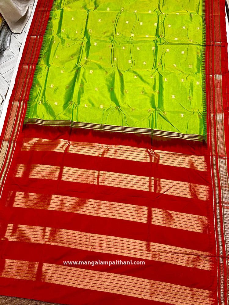 green paithani saree