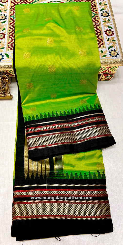 green paithani saree