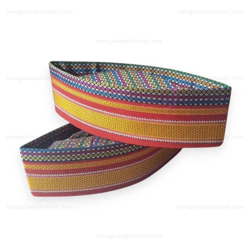 Traditional Khun Topi