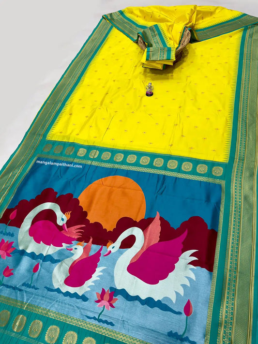 Kadiyal Paithani #01