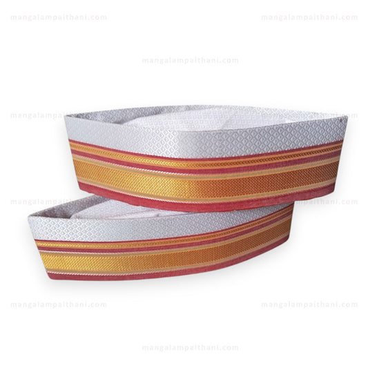 Traditional Khun Topi